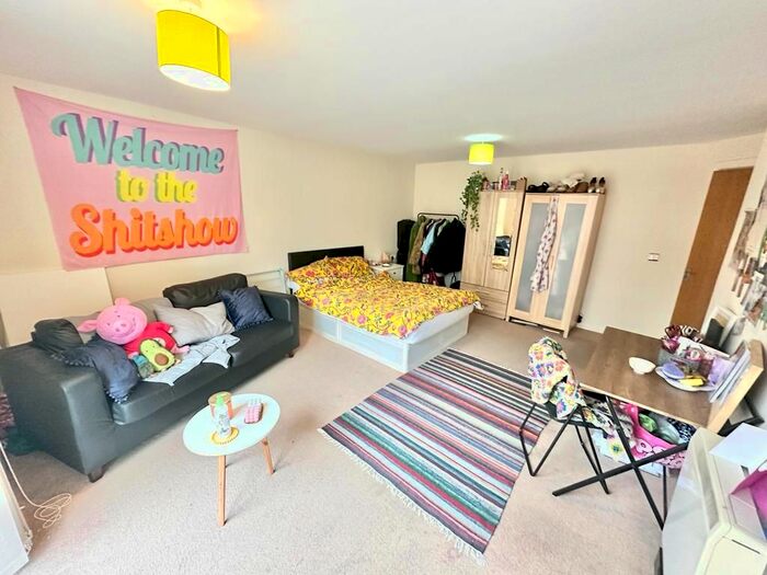 1 Bedroom Flat To Rent In Warstone Lane, Birmingham, B18