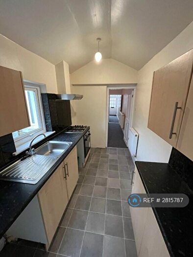 3 Bedroom Terraced House To Rent In Knotts Lane, Colne, BB8