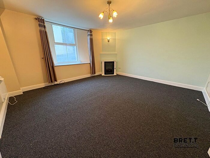 Studio To Rent In Flat Ashleigh House, Victoria Road, Pembroke Dock, Pembrokeshire., SA72