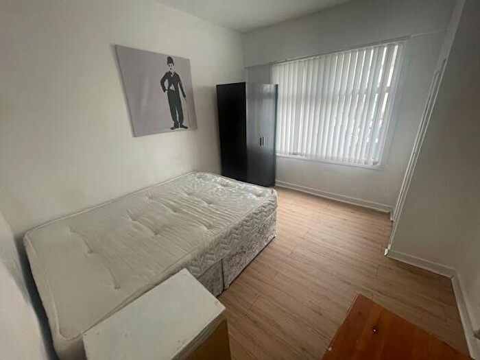 1 Bedroom House To Rent In Room Birchfield Road, L4
