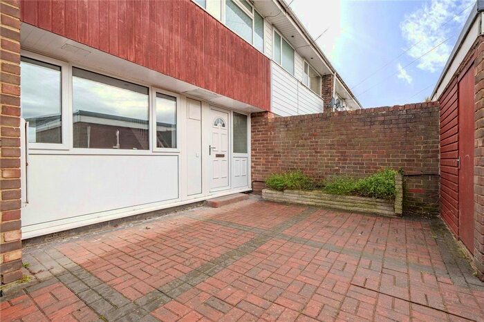 3 Bedroom End Of Terrace House To Rent In High Ridge Park, Rothwell, Leeds, West Yorkshire, LS26