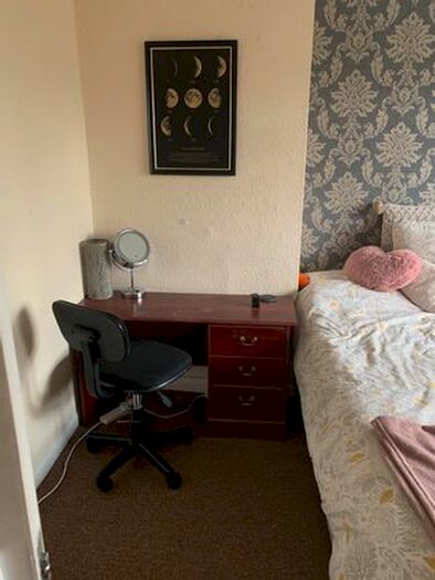 2 Bedroom Detached House To Rent In Hoyland Avenue, Lenton NG7