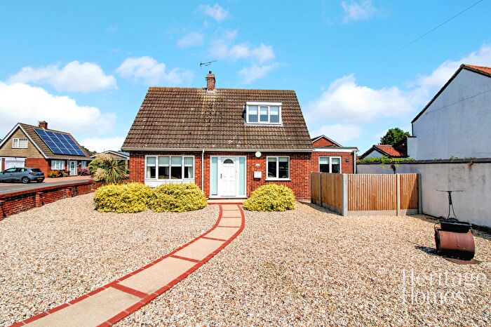 3 Bedroom Chalet For Sale In Holt Road, Horsford, Norwich, Norwich, NR10