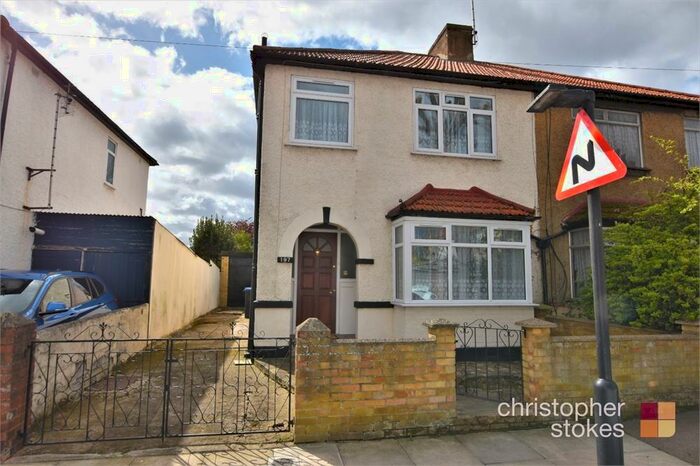 3 Bedroom Semi-Detached House To Rent In Carterhatch Road, Enfield, Middlesex, EN3