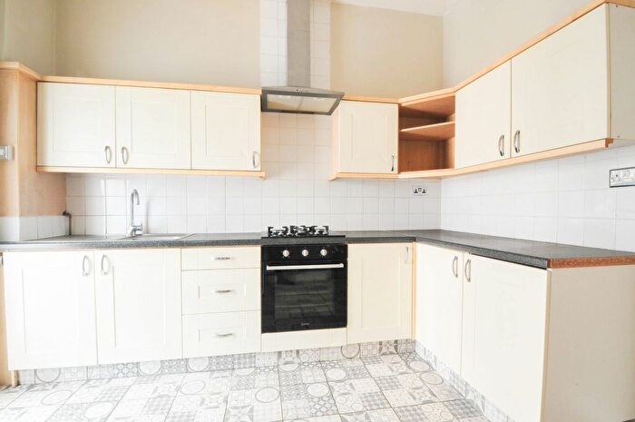 2 Bedroom Town House To Rent In Pendlebury Road, Swinton, Manchester, M27