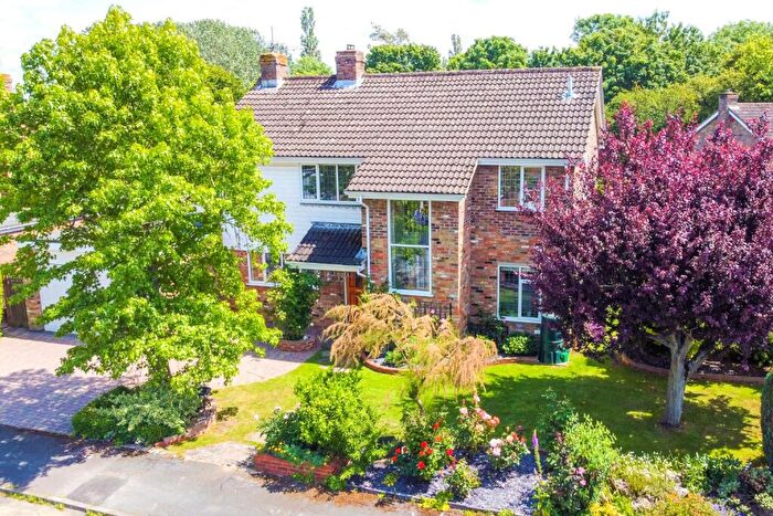 5 Bedroom Detached House For Sale In Wimbridge Close, Wimpole, SG8
