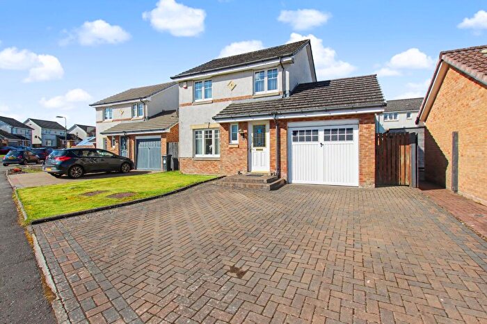 3 Bedroom Detached House For Sale In Gillespie Place, Armadale, EH48