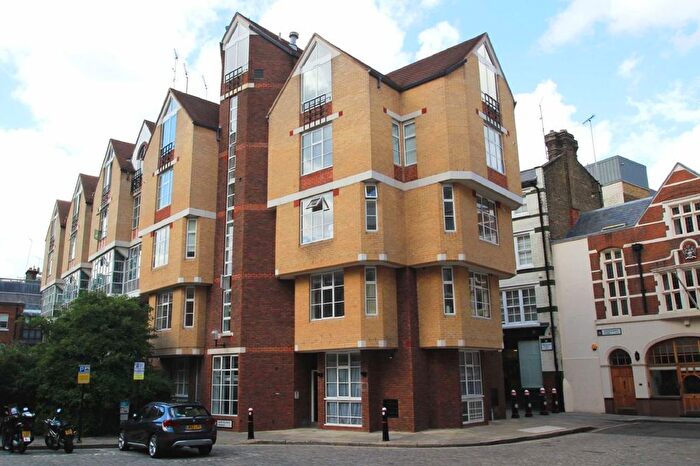 2 Bedroom Flat To Rent In Bartholomew Close, City Of London, EC1A