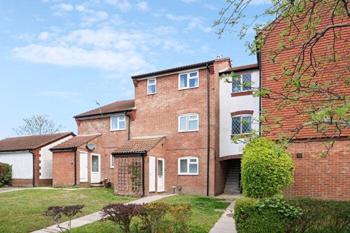 1 Bedroom Flat For Sale In Southbrook Close, Poole, BH17