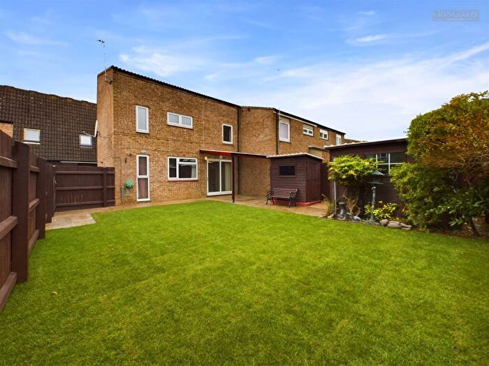 4 Bedroom End Of Terrace House To Rent In Howland, Orton Goldhay, Peterborough, PE2