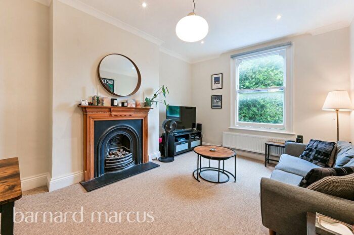 1 Bedroom Flat To Rent In Dorset Road, Ealing, London, W5