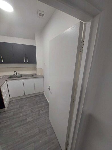 2 Bedroom Flat To Rent In Mill Street, Brierley Hill, DY5