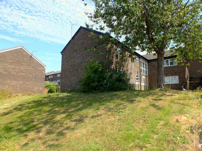 1 Bedroom Flat To Rent In Beckhill Chase, Leeds, West Yorkshire, LS7