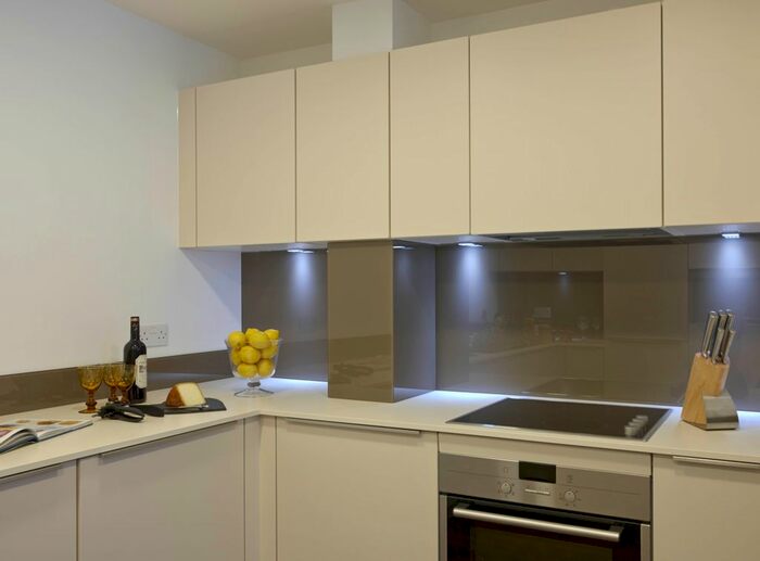 1 Bedroom Flat To Rent In Market Road, London, N7