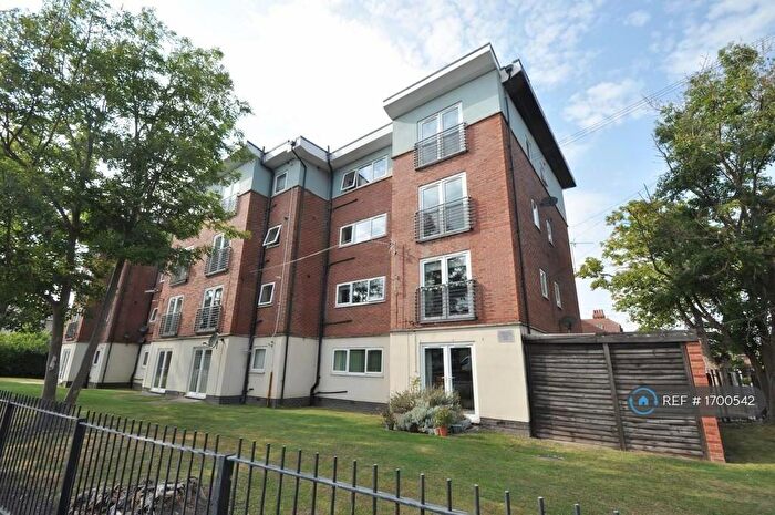 2 Bedroom Flat To Rent In Regency Court, Birkenhead, CH42