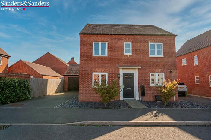 4 Bedroom Detached House For Sale In Shield Way, Bidford-on-Avon, Alcester, B50