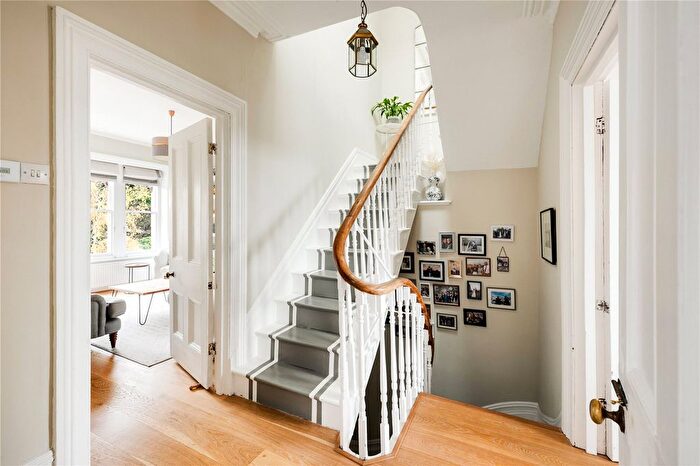 2 Bedroom Flat For Sale In Randall Road, Clifton, Bristol, BS8