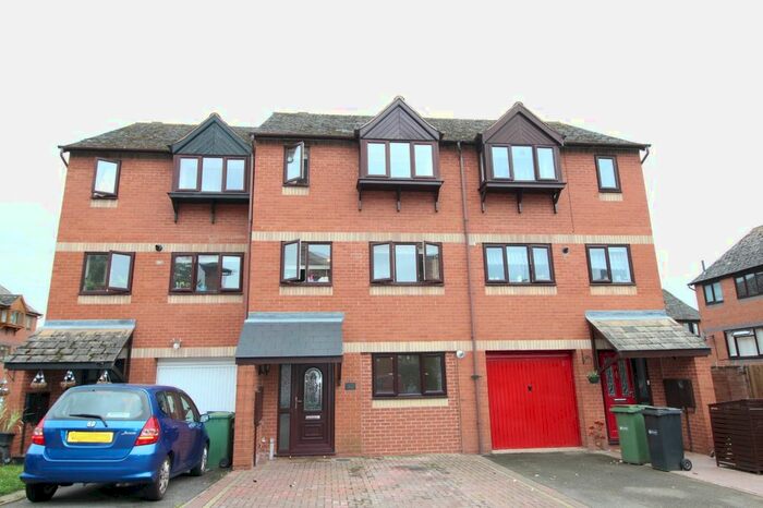 4 Bedroom Detached House To Rent In Byfield Rise, Worcester, Worcestershire, WR5