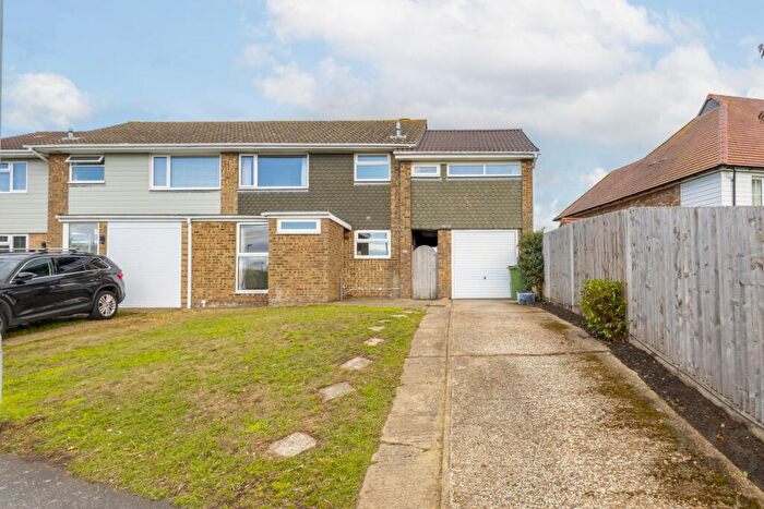 4 Bedroom Semi Detached House For Sale In Cornwallis Avenue, Folkestone, CT19