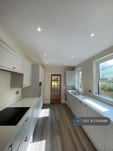 4 Bedroom Terraced House To Rent In Snowdon Road, Bristol, BS16