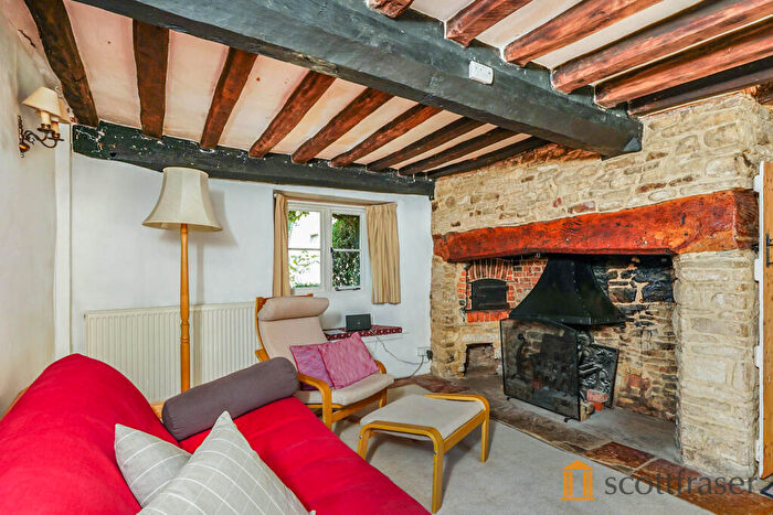 2 Bedroom Cottage To Rent In High Street, Finstock, OX7