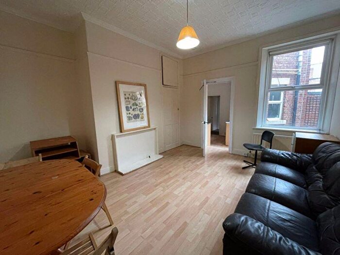3 Bedroom Flat To Rent In Shortridge Terrace, Jesmond, Newcastle Upon Tyne, NE2