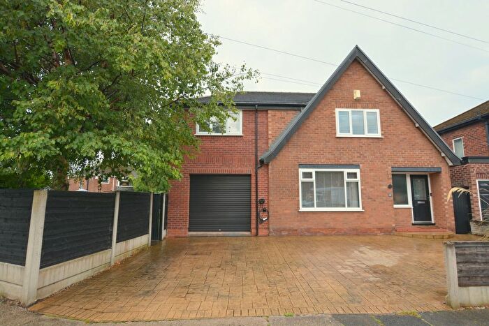 4 Bedroom Detached House For Sale In Millbrook Avenue, Denton, M34