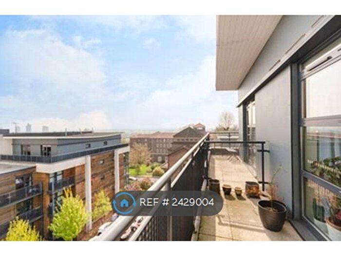 2 Bedroom Flat To Rent In Scott Avenue, London, SW15