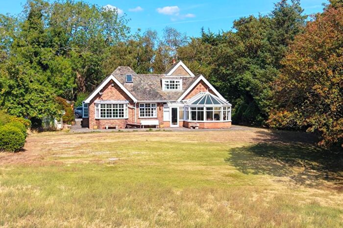 3 Bedroom Detached Bungalow For Sale In Mill Lane, Aughton, Ormskirk, L39