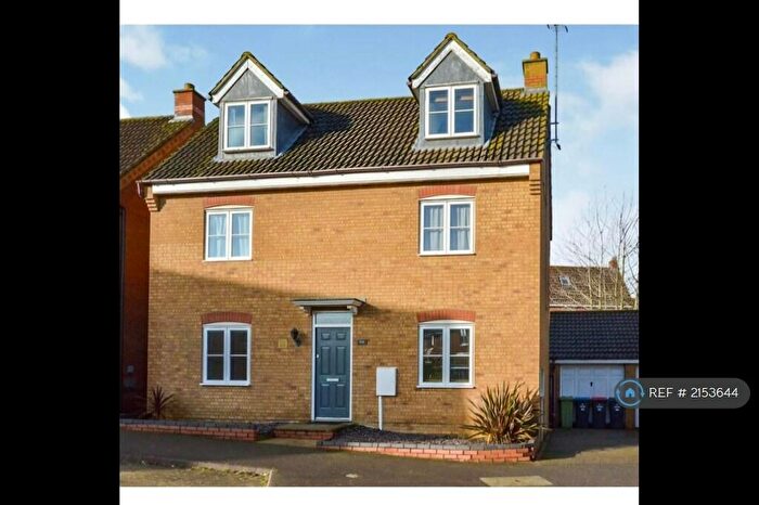 4 Bedroom Detached House To Rent In O'neill Road, Grange Farm, Milton Keynes, MK8