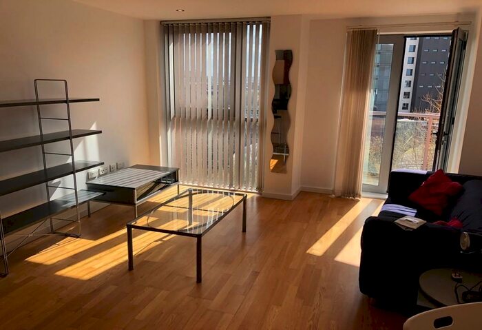 1 Bedroom Flat To Rent In Catalina, Leeds, West Yorkshire, LS12