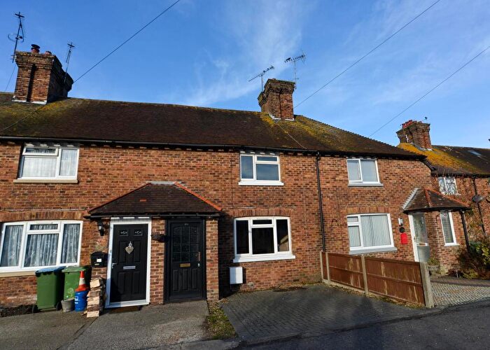 2 Bedroom Terraced House For Sale In Fitzalan Road, Arundel, BN18