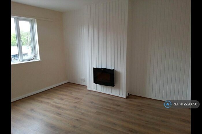 2 Bedroom Flat To Rent In Avenue Road, Bexleyheath, DA7