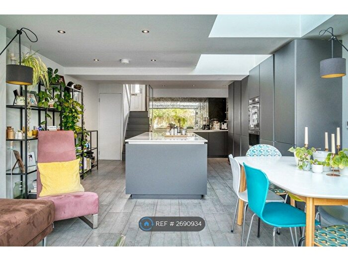 3 Bedroom Terraced House To Rent In Goodrich Road, London, SE22