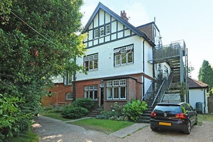 1 Bedroom Flat To Rent In Amersham Road, Amersham, HP6
