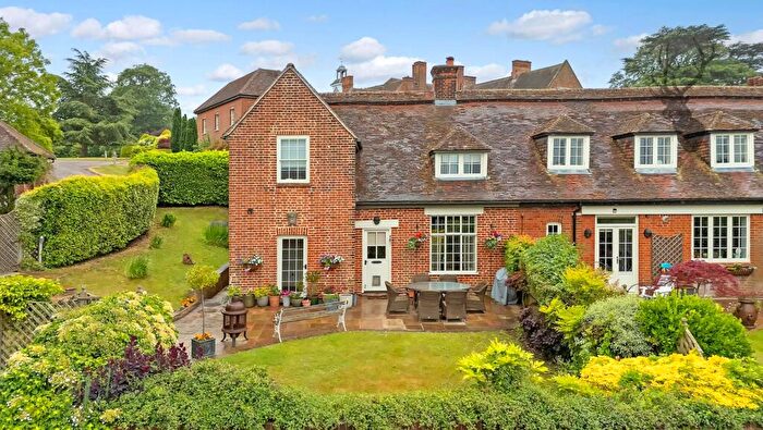 3 Bedroom End Of Terrace House For Sale In Hill Hall, Theydon Mount, CM16