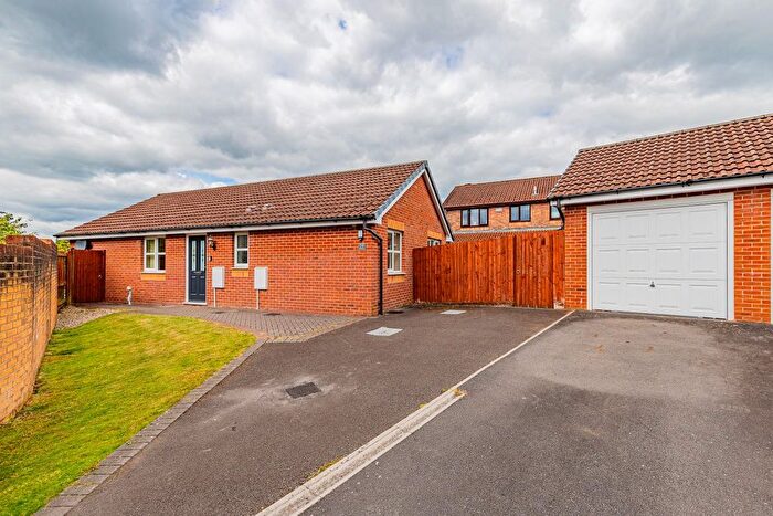 3 Bedroom Detached Bungalow For Sale In Harris Court, Quakers Yard, Treharris, CF46