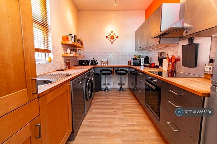 2 Bedroom Flat To Rent In Crowstone Road, Westcliff-On-Sea, SS0