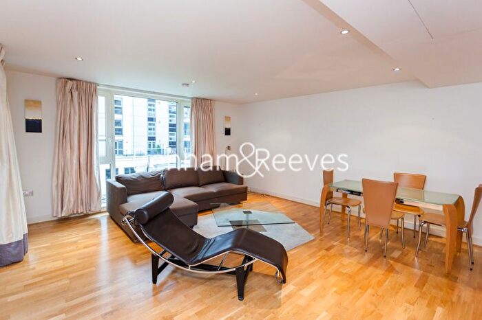 2 Bedroom Flat To Rent In Marina Point, Fulham, SW6