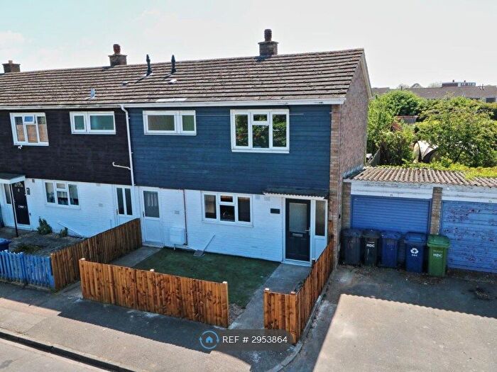 3 Bedroom End Of Terrace House To Rent In Wintringham Road, St Neots, PE19