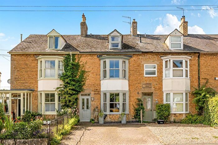 3 Bedroom House To Rent In Lansdowne, Bourton-On-The-Water, Cheltenham, GL54