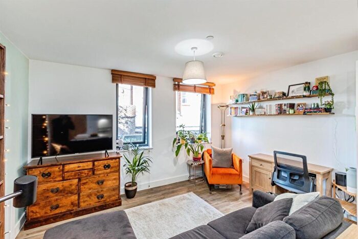 1 Bedroom Apartment For Sale In Carmen Beckford Street, Bristol, BS1