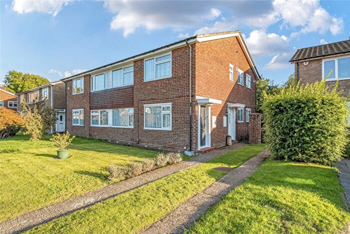 2 Bedroom Maisonette For Sale In Acer Road, Biggin Hill, Westerham, TN16
