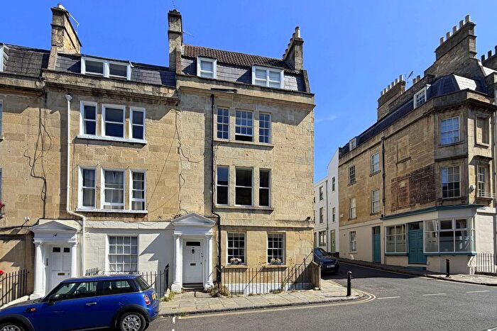 1 Bedroom Flat For Sale In Rivers Street, Bath, BA1