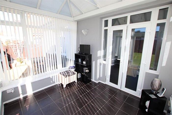 2 Bedroom Detached Bungalow For Sale In Cotswold Road, Clacton On Sea, CO15