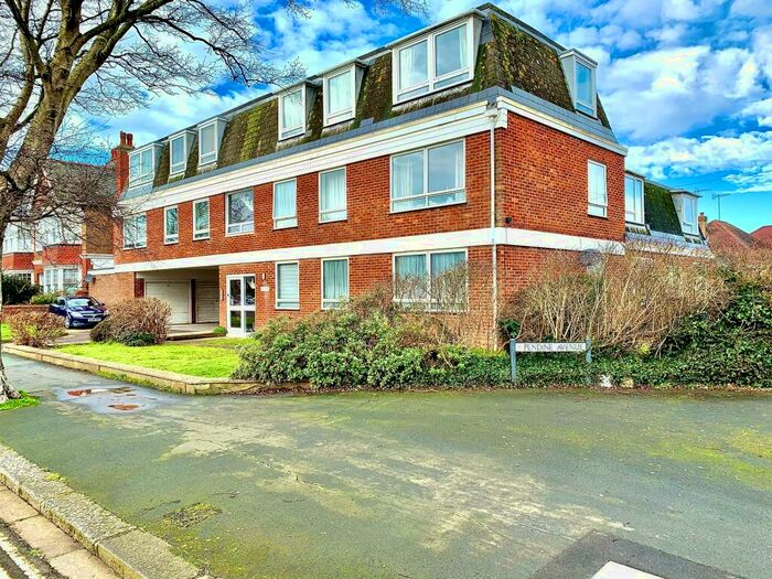 1 Bedroom Flat To Rent In Church Walk, Worthing, BN11