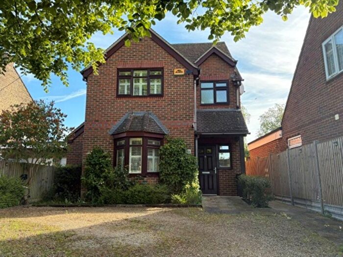4 Bedroom Detached House For Sale In Bucknell Road, Bicester, OX26