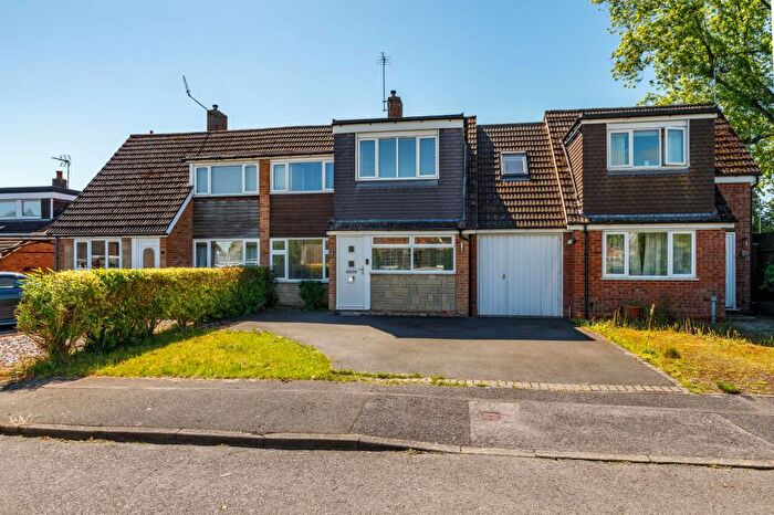 5 Bedroom Terraced House For Sale In Delamere Way, Leamington Spa, CV32