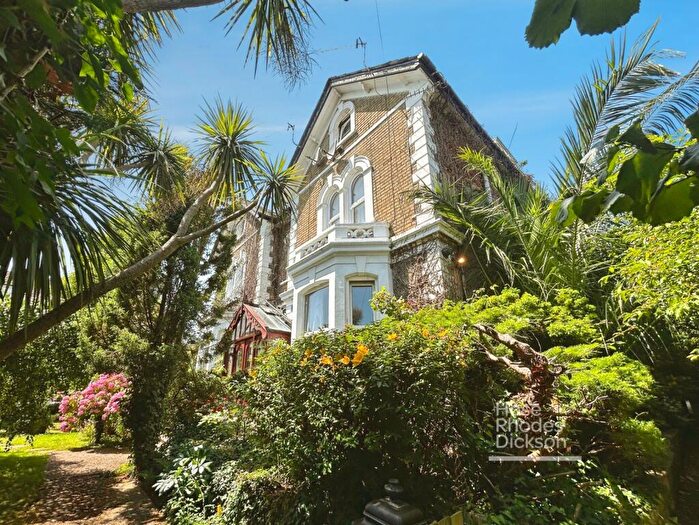 2 Bedroom Apartment For Sale In Granville House, Weston Road, PO31