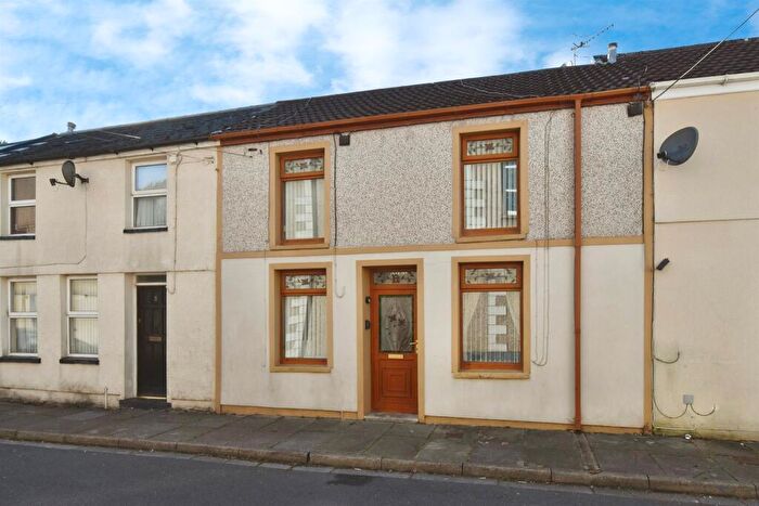 3 Bedroom Terraced House For Sale In Cwmneol Place, Cwmaman, Aberdare, CF44